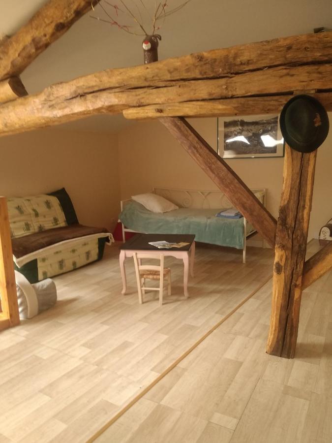 Maison De Campagne A La Ferme Pillac Εξωτερικό φωτογραφία